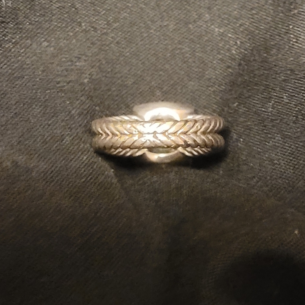 David Yurman Ring - Picture 4 of 6